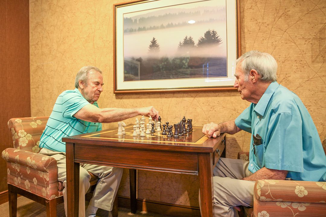 What Are the Benefits of Assisted Living_ Group working together